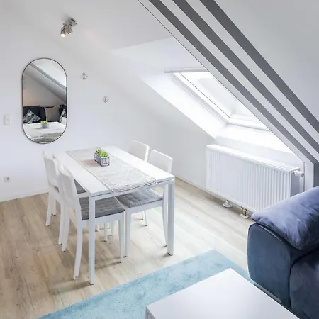 Seaside - 6 דירה וגנרוגה